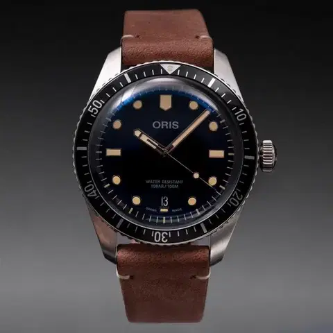 Oris Divers Sixty-Five Date 01 733 7707 4055-07 5 20 45
