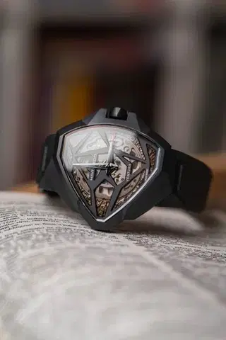 Hamilton Ventura Edge Skeleton Automatic H24645330