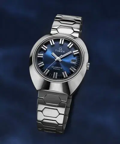 Timex Q 1972 Machine Reissue TW2Y33100UK