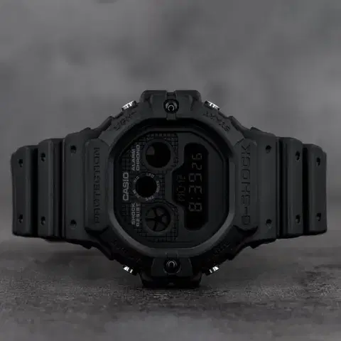 Casio G-Shock DW-5900BB-1DR