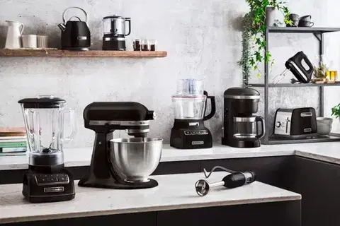 KitchenAid tyčový mixér s příslušenstvím 5KHBV83 - černá
