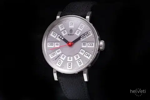 Robot Graphic Analog Silver