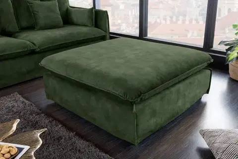 Estila Designový moderní taburet Heaven čtvercového tvaru s tmavě zeleným sametovým čalouněním 100cm