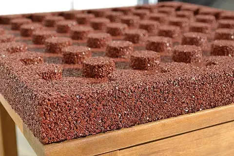 Gumová dlaždice světle červená 40 x 500 x 500 mm 40 × 500 × 500 mm