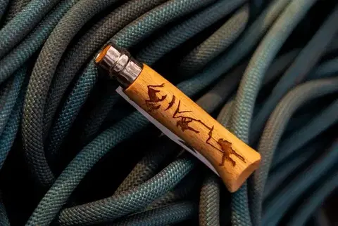 Outdoorový nůž Opinel Vri N°08 Inox Sport - Climbing