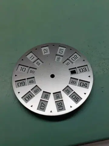 Robot Graphic Analog Silver