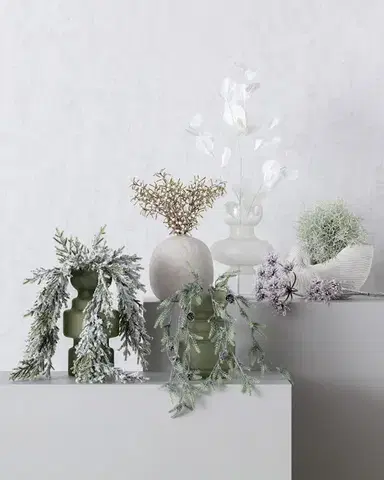 Větvička Green Pine 66cm