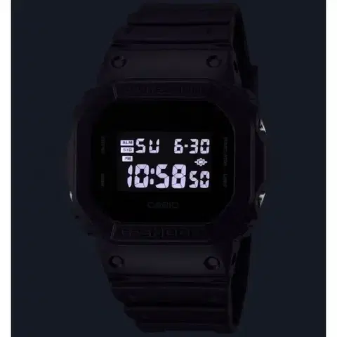 Casio G-Shock DW-5600UBB-1ER