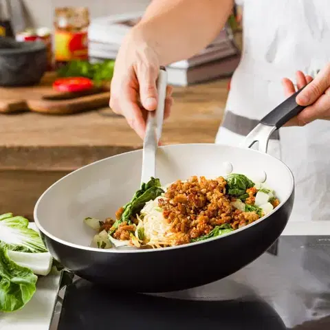 Pánev Wok KitchenAid Aluminium Coloured - 28 cm, matná černá