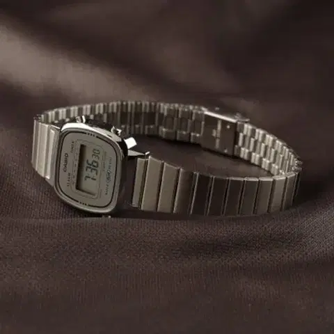 Casio Collection Vintage LA670WEA-7EF