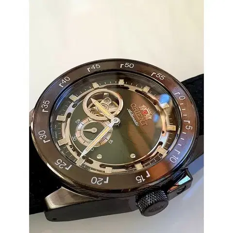 Orient Retro Future Camera RA-AR0202E