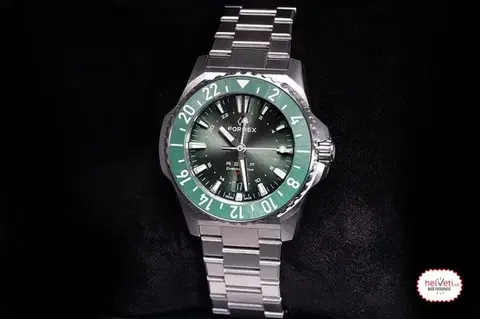 Formex Reef GMT Automatic Chronometer 2202.1.5300.100