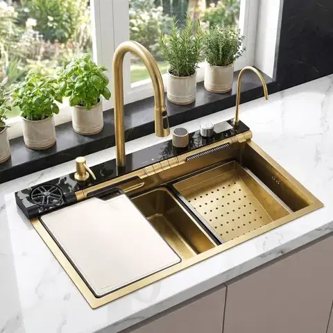REA Multifunkční ocelový dřez 10 v 1 Alonzo Brush Gold ZLE-06419
