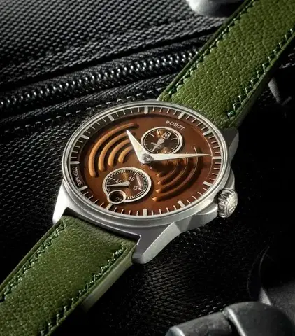 Robot Aerodynamic Copper Brown