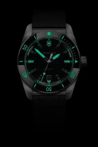 Victorinox Maverick Automatic 242104