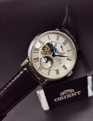 Orient Star RE-AY0106S Classic Moon Phase