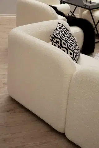 Dvoumístná pohovka Victoria Bouclette - Cream