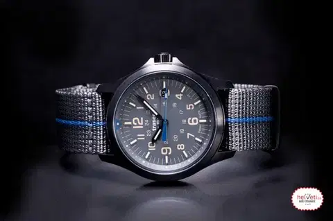 Traser P67 Officer Pro Grey Nato s pruhem