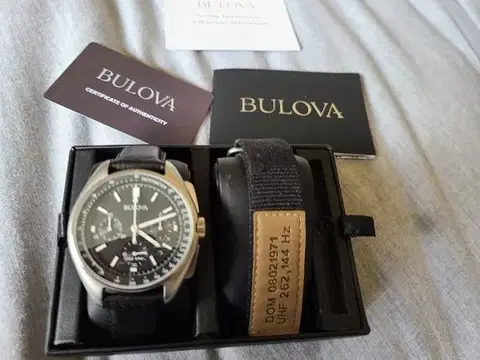 Řemínek Bulova Lunar Pilot STP96B251NATO - 20 mm