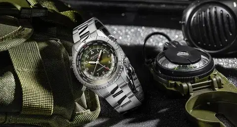 Alpina Startimer Pilot Quartz Worldtimer AL-255GR4S26B