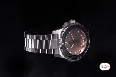 Formex Reef 42 Automatic Chronometer Bronze Dial 2200.1.6382.100