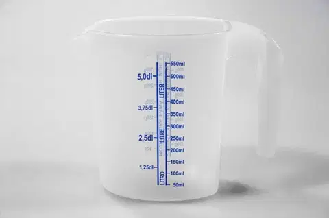 PLETATEX - Odměrka ovál 550ml