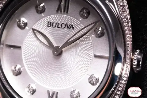 Bulova Diamond 96R212