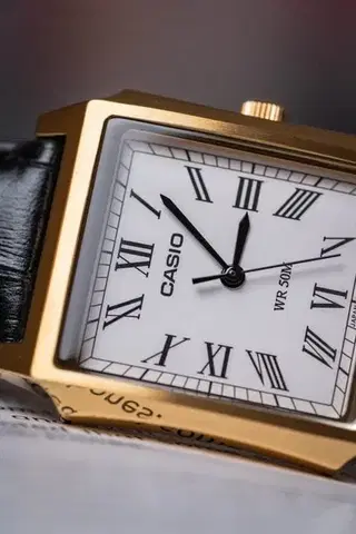Casio Collection MTP-B190GL-7BVEF