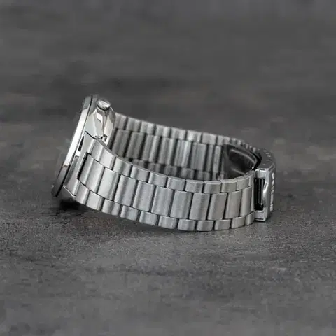 Seiko 5 SNXS77K1