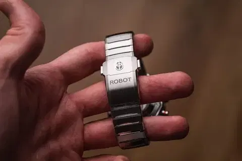 Robotic One Silver