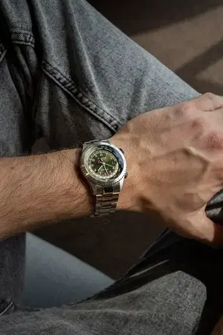 Alpina Startimer Pilot Quartz Worldtimer AL-255GR4S26B