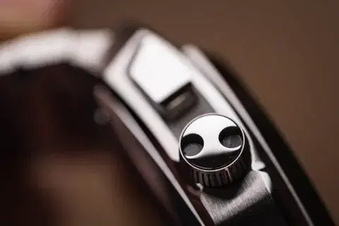 Robotic One Silver