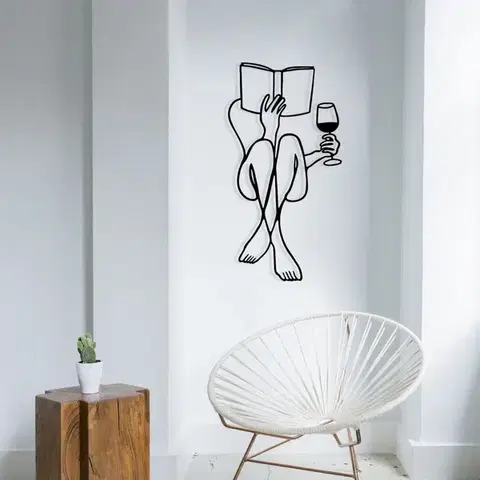 Dekorativní kovový doplněk na zeď Bien