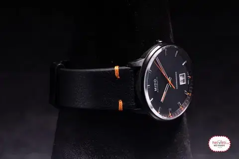 Mido Commander Big Date M021.626.36.051.01