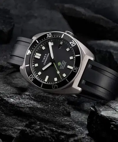 Timex Expedition Pioneer Titanium Automatic TW2Y63600UK