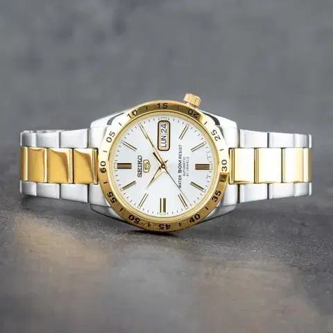 Seiko SNKE04K1