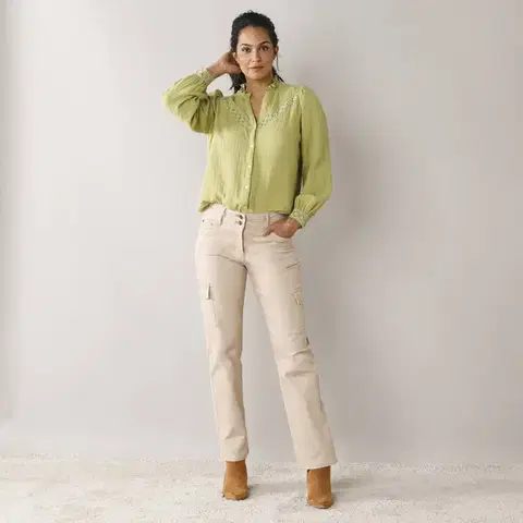 Halenka na knoflíčky s macramé