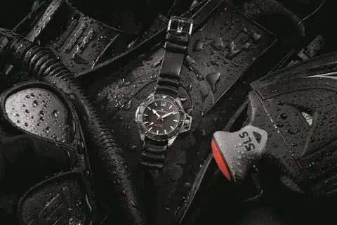 Hamilton Khaki Navy Frogman Auto H77825330