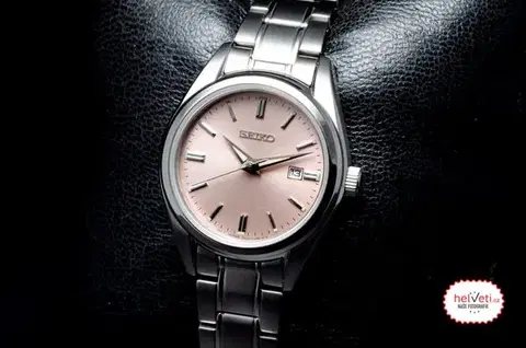 Seiko Quartz SUR529P1