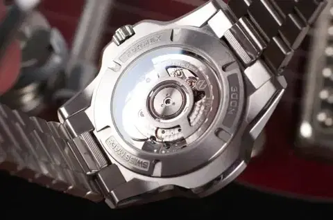 Formex Reef GMT Automatic Chronometer 2202.1.5300.100
