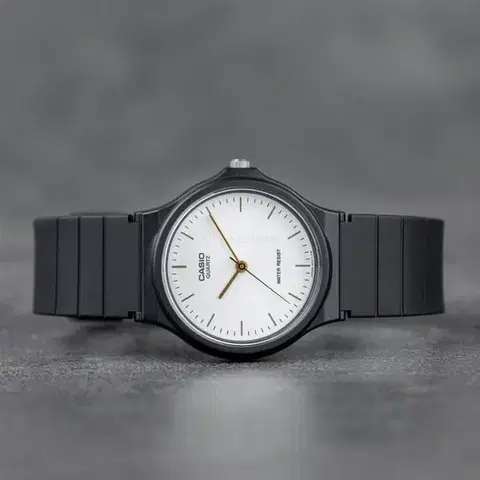 Casio Collection MQ-24-7E2LDF