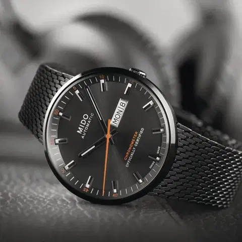 Mido Commander Icône Chronometer M031.631.33.061.00