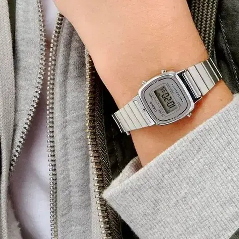 Casio Collection Vintage LA670WEA-7EF