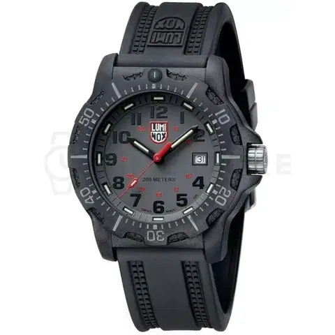 Luminox Land XL.8882.F