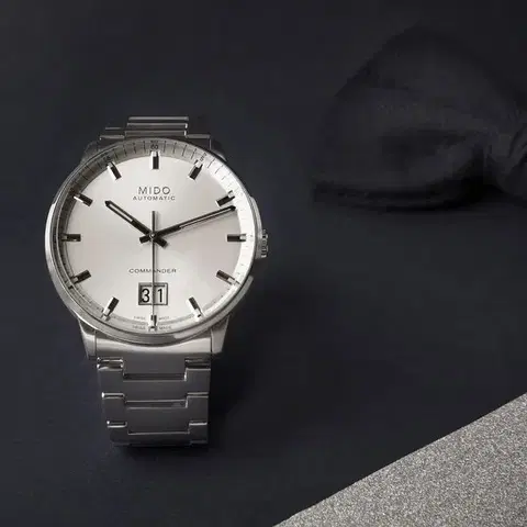 Mido Commander Big Date M021.626.11.031.00