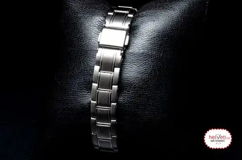Seiko Quartz SUR529P1