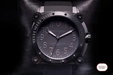 Hamilton Khaki Navy BeLOWZERO Auto Titanium H78505330
