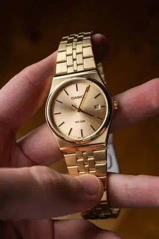 Casio Collection MTP-B145G-9AVEF