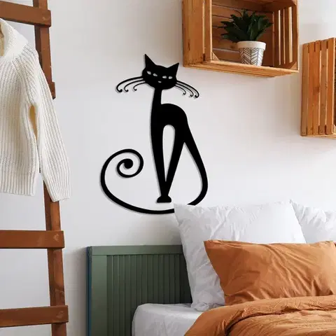Dekorativní kovový doplněk na zeď Cat 6