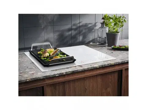 Electrolux EOF3H70V + Electrolux EIV63440BW